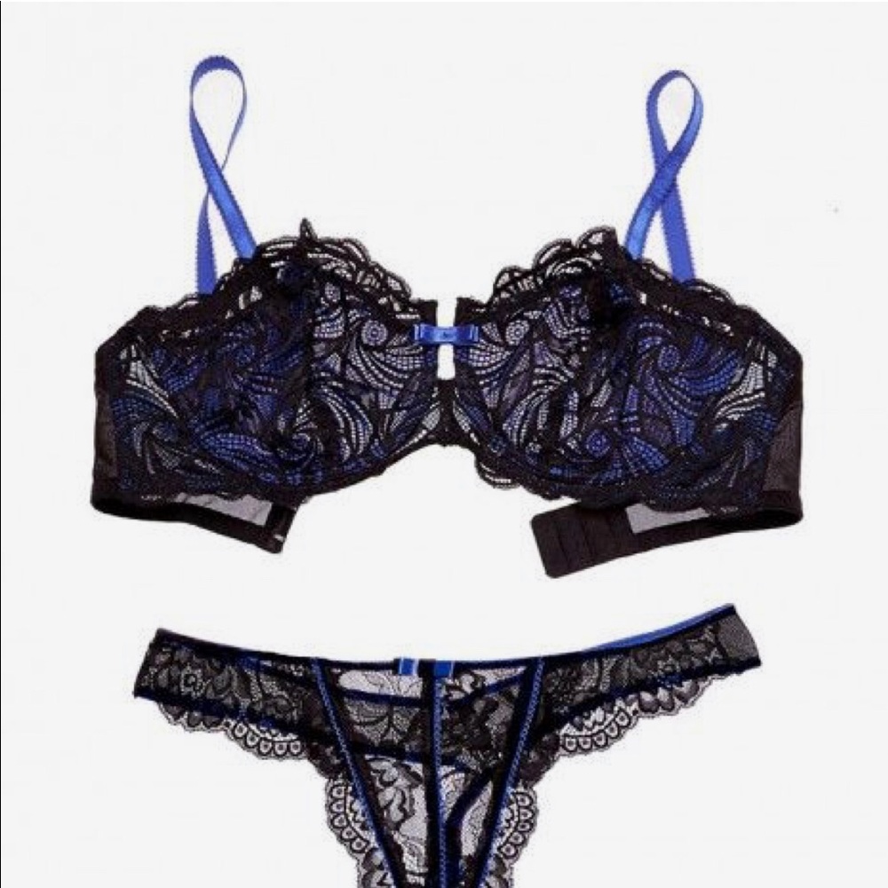 NWOT Adore Me Blue and Black Lace Unlined Bra 32DD